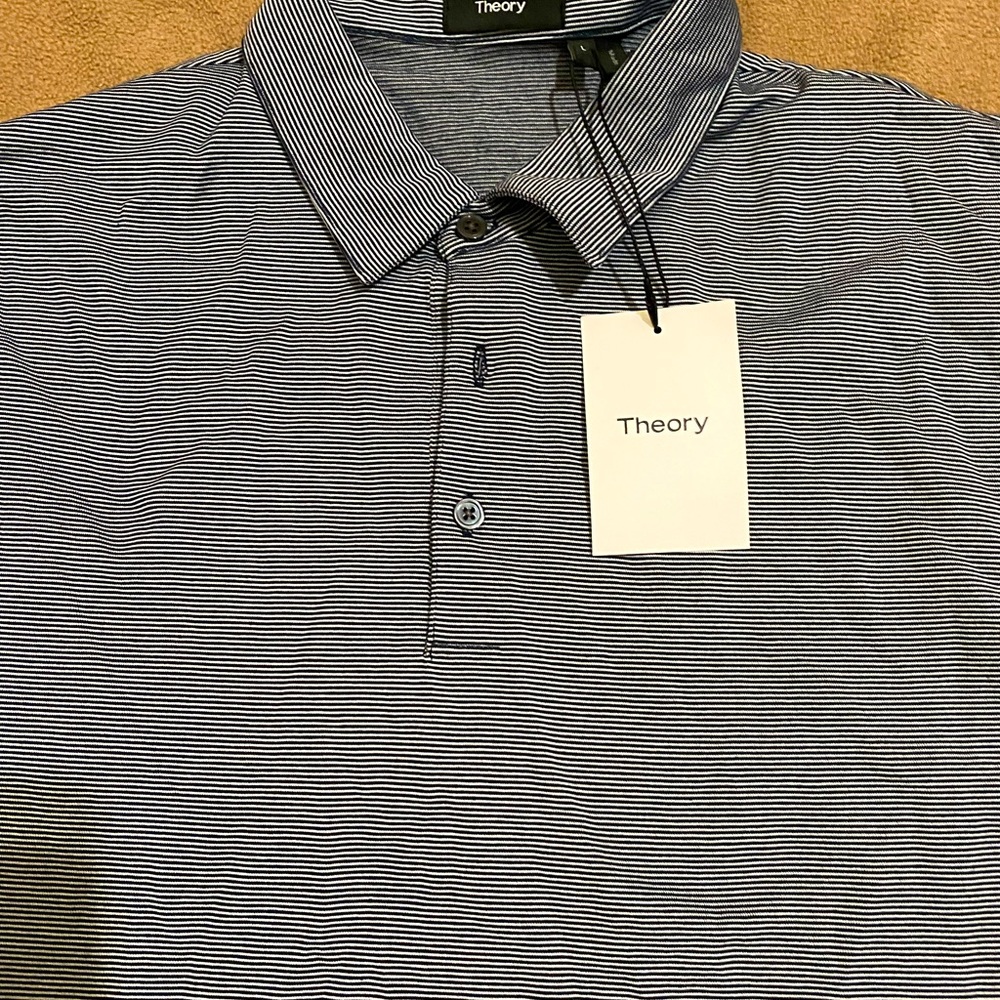 Theory T shirt Large size new branded